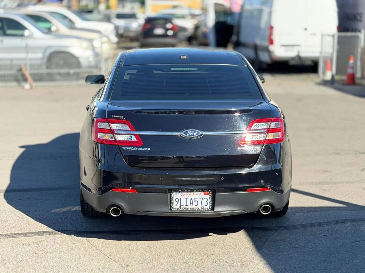 Used 2017 Ford Taurus Limited image 13