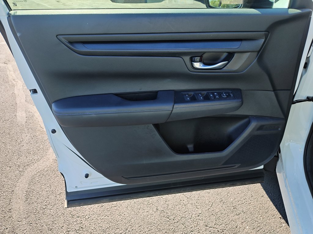 Used 2024 Honda CR-V LX image 12