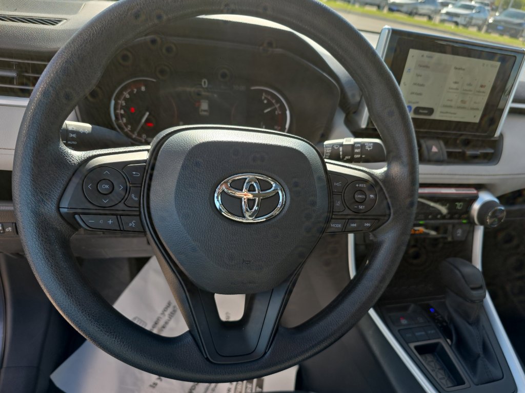 Used 2025 Toyota RAV4 XLE w/ Convenience Package FWD image 11