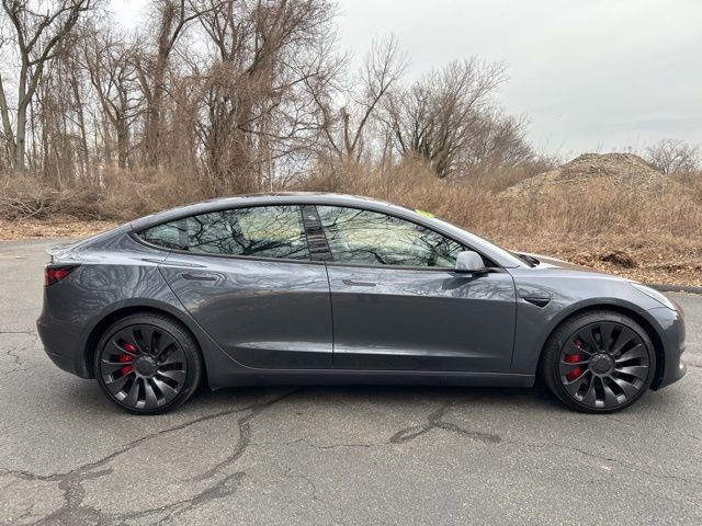 Used 2023 Tesla Model 3 Performance image 3