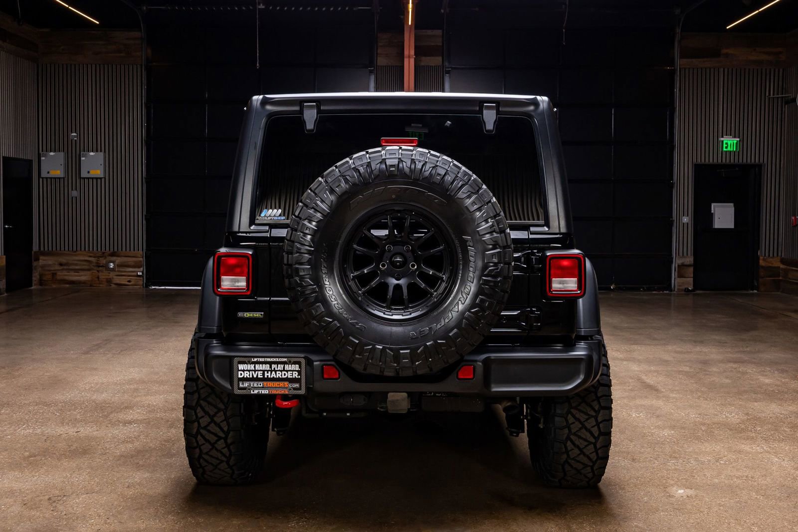 Used 2022 Jeep Wrangler Unlimited Rubicon AWD/4WD image 8