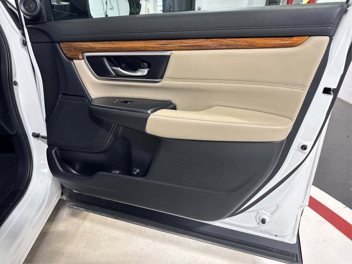 Used 2019 Honda CR-V EX-L image 27