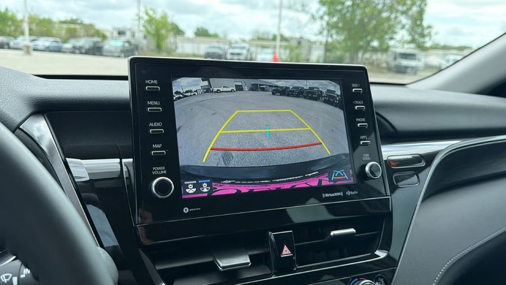 Used 2024 Toyota Camry XLE FWD image 21