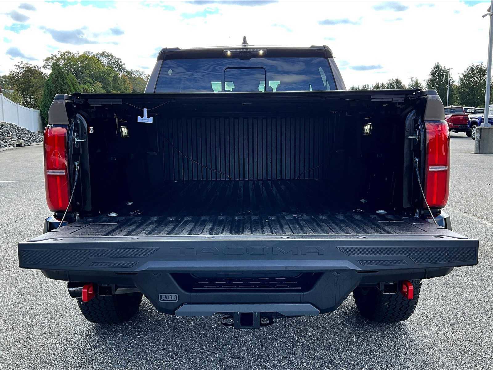 Used 2025 Toyota Tacoma TRD Pro image 32