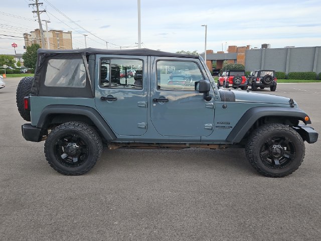 Used 2014 Jeep Wrangler Unlimited Sport w/ Connectivity Group AWD/4WD image 6