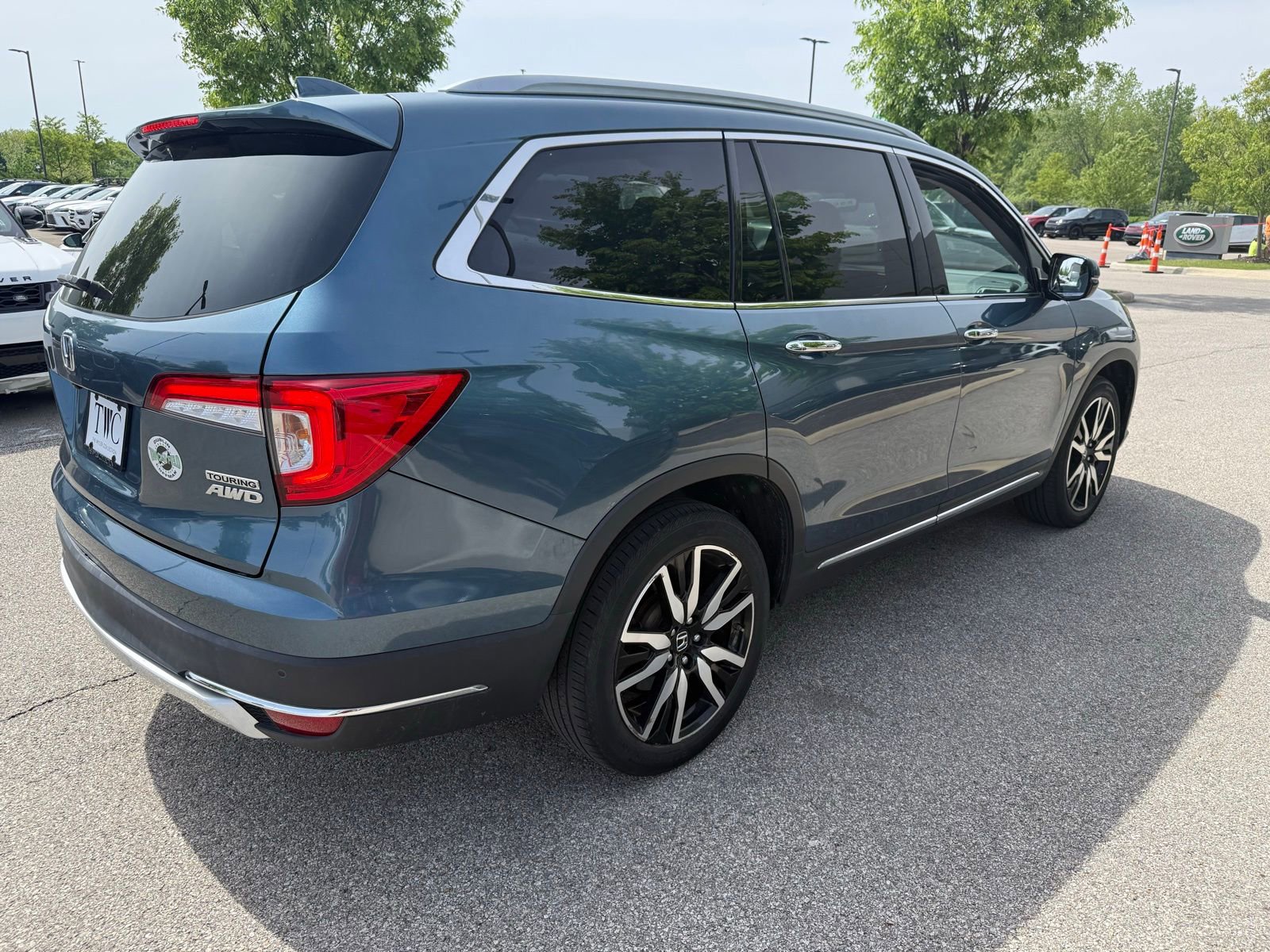 Used 2019 Honda Pilot Touring image 4