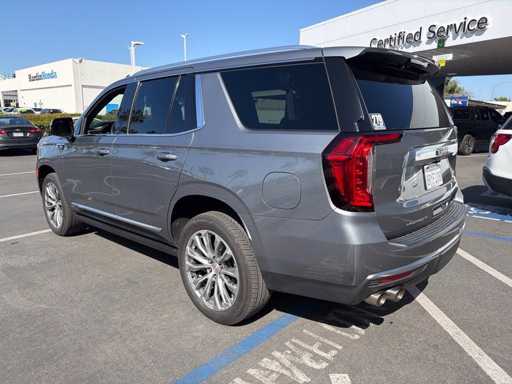 Used 2021 GMC Yukon Denali w/ Denali Premium Package AWD/4WD image 8