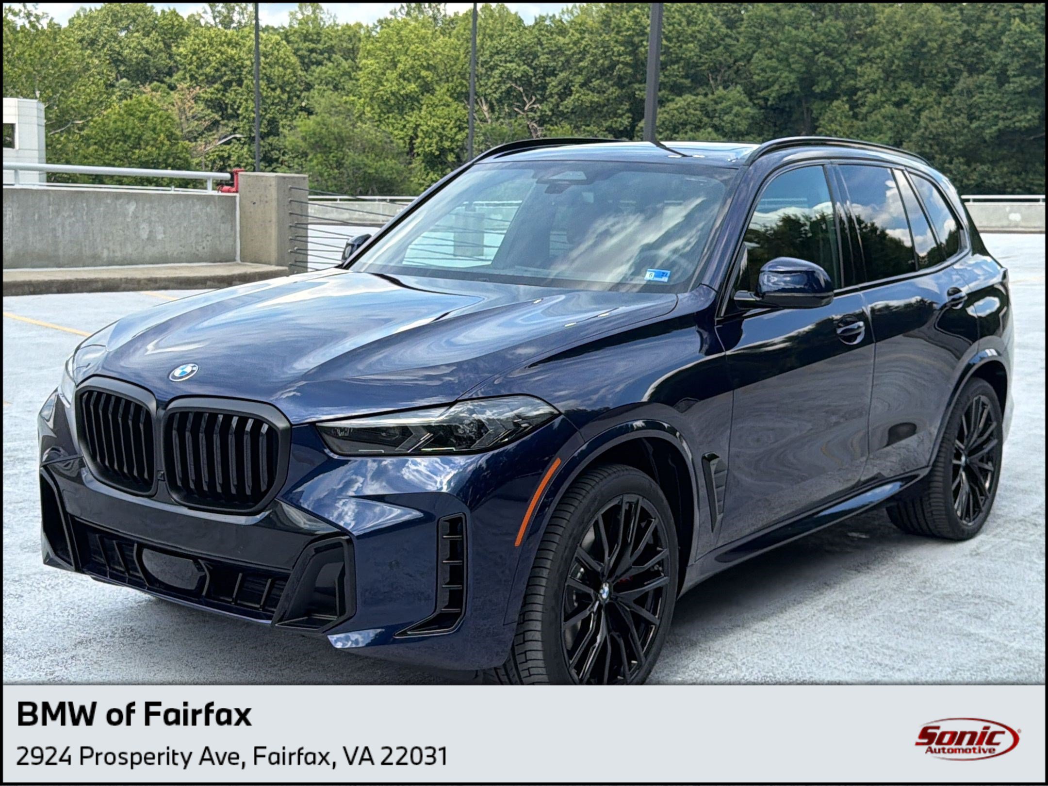 New 2026 BMW X5 xDrive40i w/ M Sport Package AWD/4WD image 1
