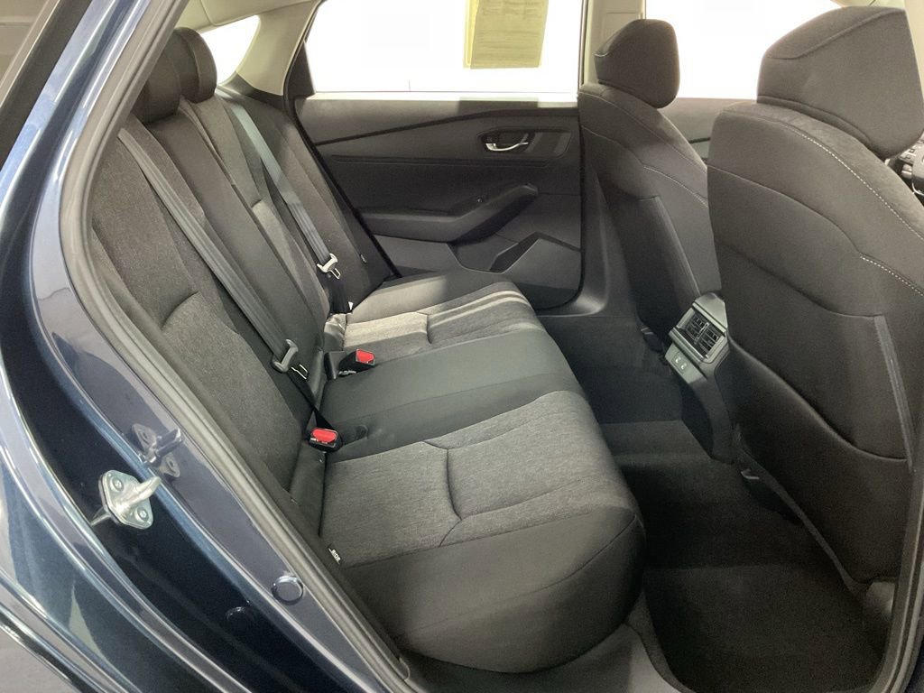 Certified 2025 Honda Accord SE image 27