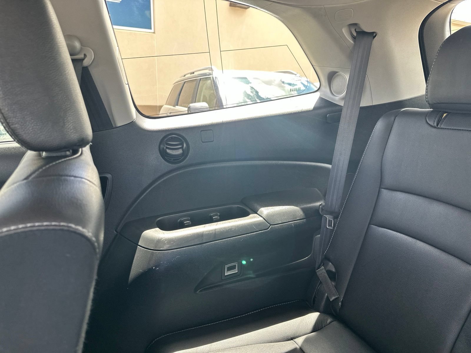 Used 2016 Honda Pilot Touring image 31