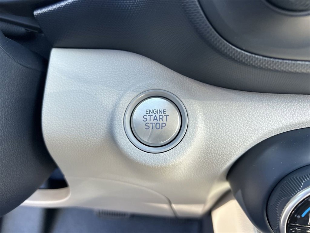 New 2025 Hyundai Venue Limited image 29