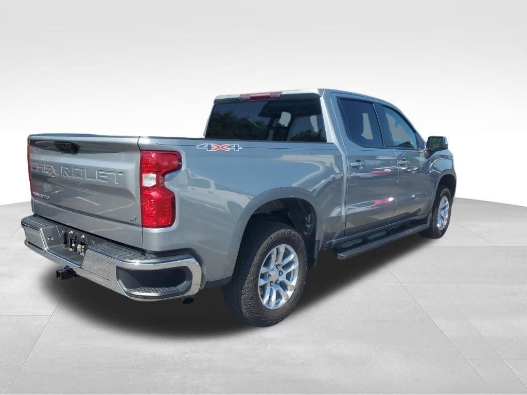 Used 2023 Chevrolet Silverado 1500 LT AWD/4WD image 7