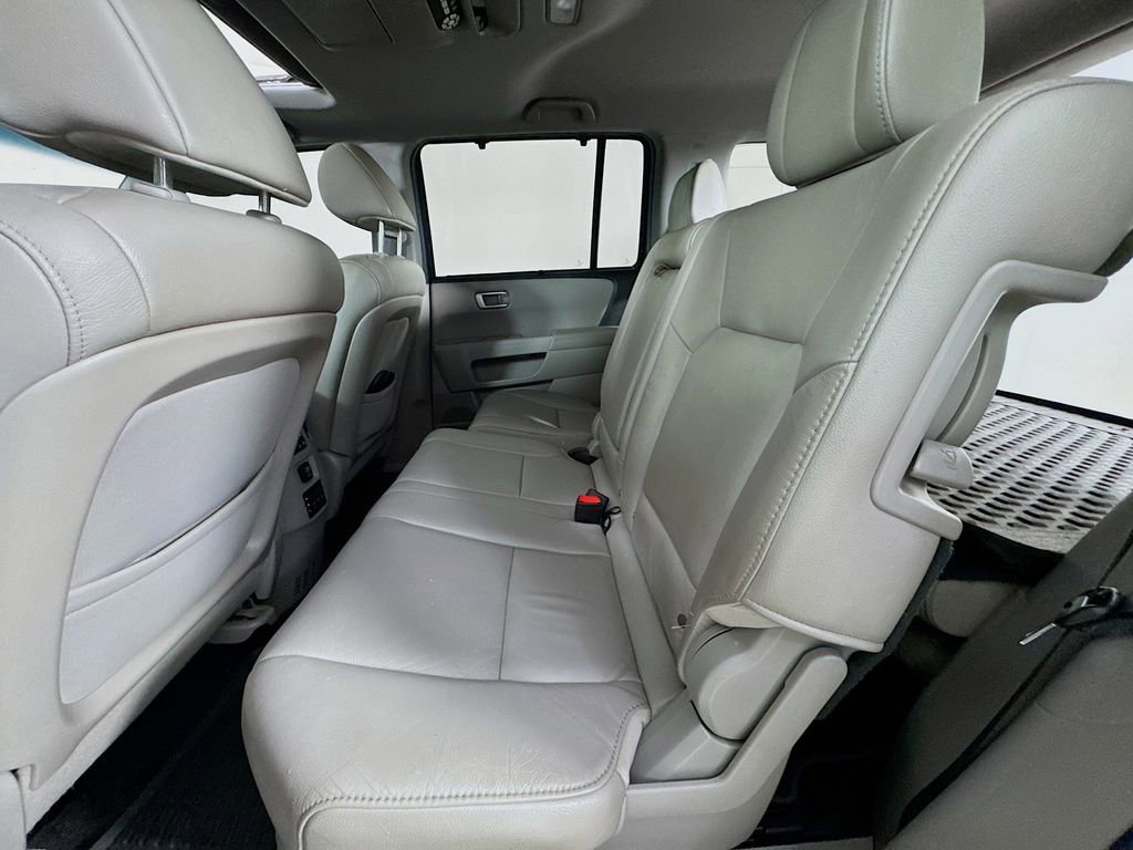 Used 2012 Honda Pilot Touring image 30