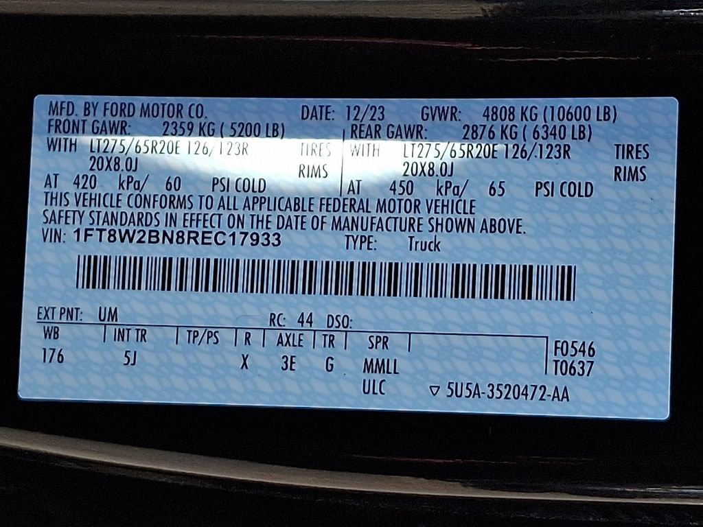 Certified 2024 Ford F250 Lariat w/ Lariat Ultimate Package AWD/4WD image 29