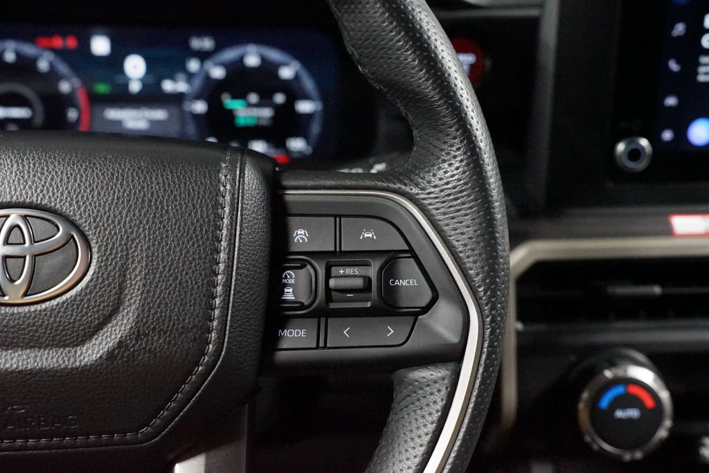 Certified 2025 Toyota Tacoma TRD Sport AWD/4WD image 14