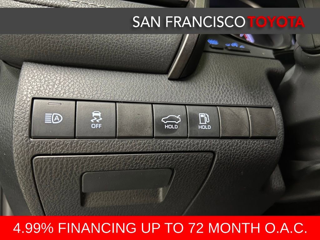 Certified 2021 Toyota Camry SE image 34