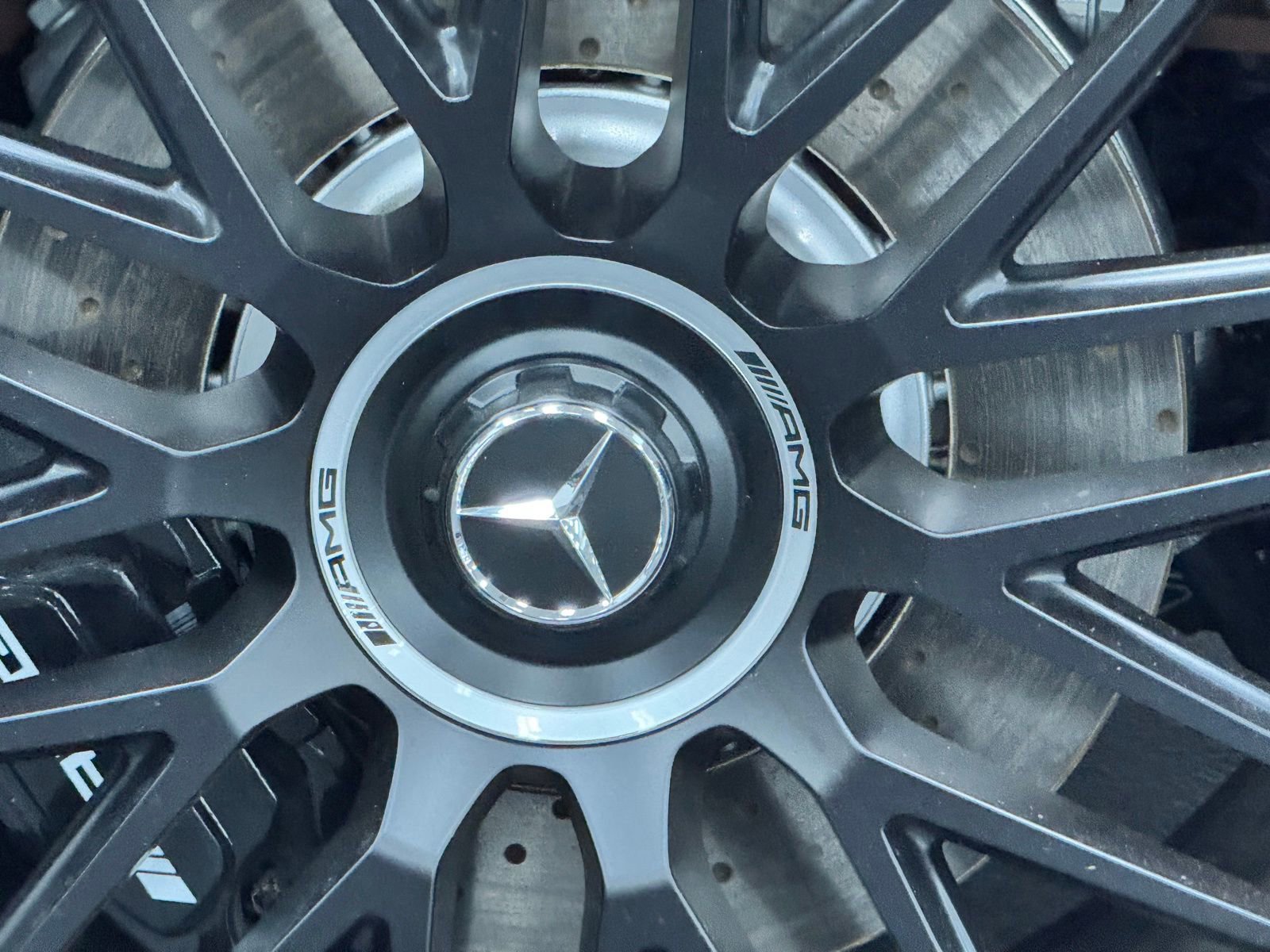 Used 2024 Mercedes-Benz SL 63 AMG 4MATIC image 20