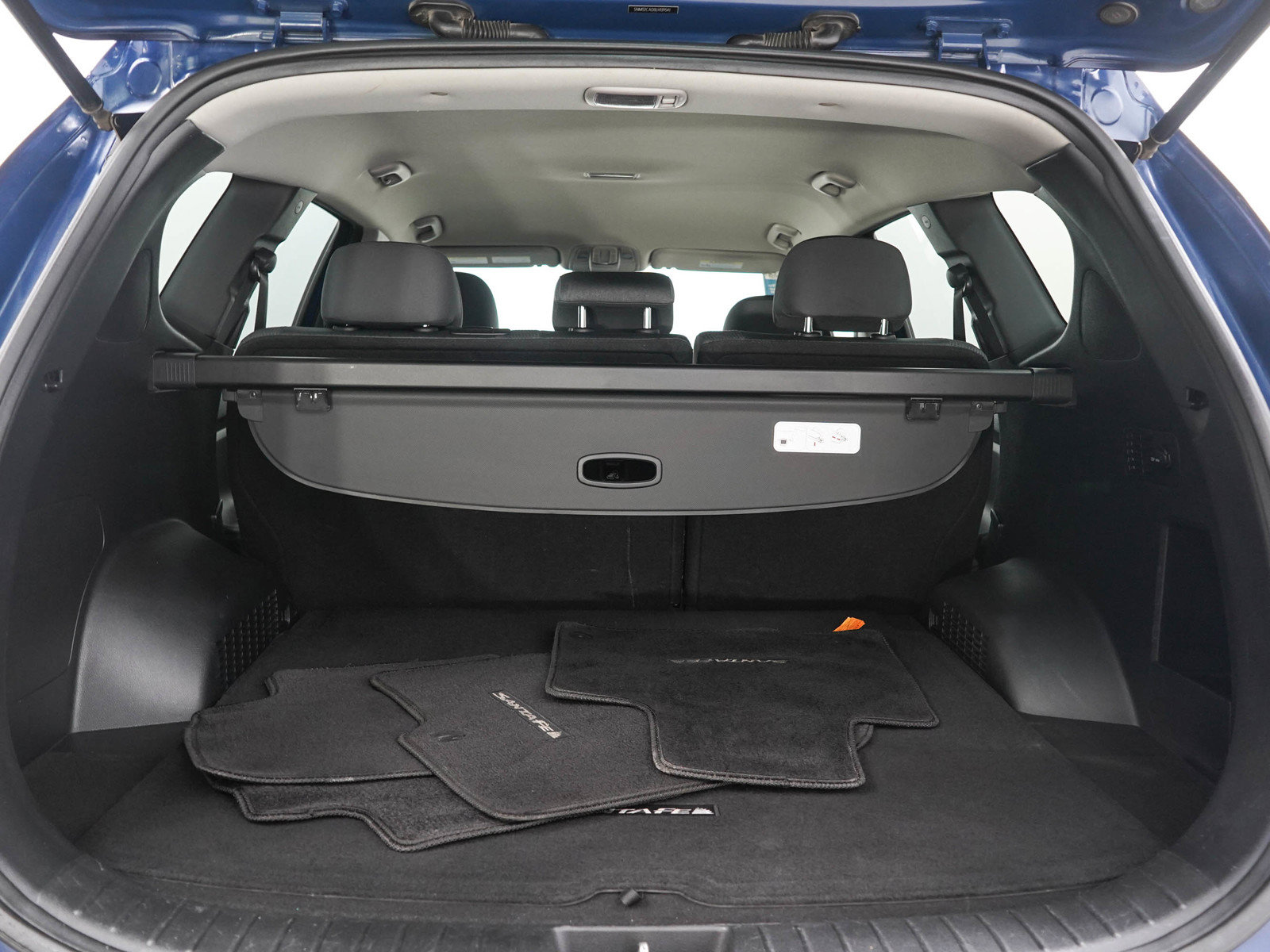 Used 2020 Hyundai Santa Fe SE AWD/4WD image 9