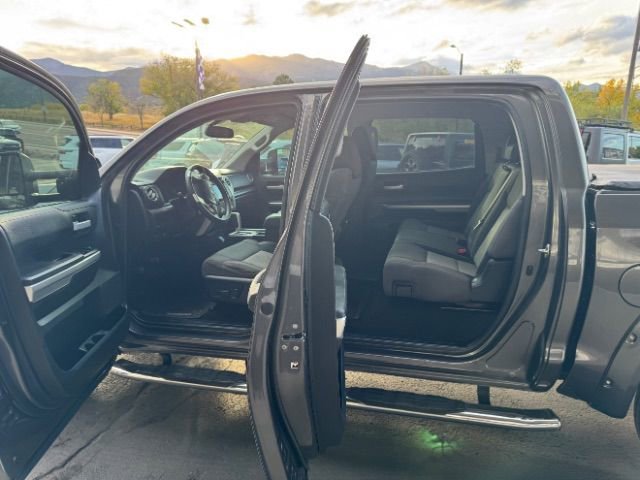 Used 2015 Toyota Tundra SR5 w/ SR5 Upgrade Package image 11