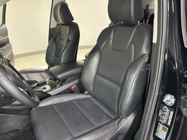 Used 2025 Kia Telluride S image 17