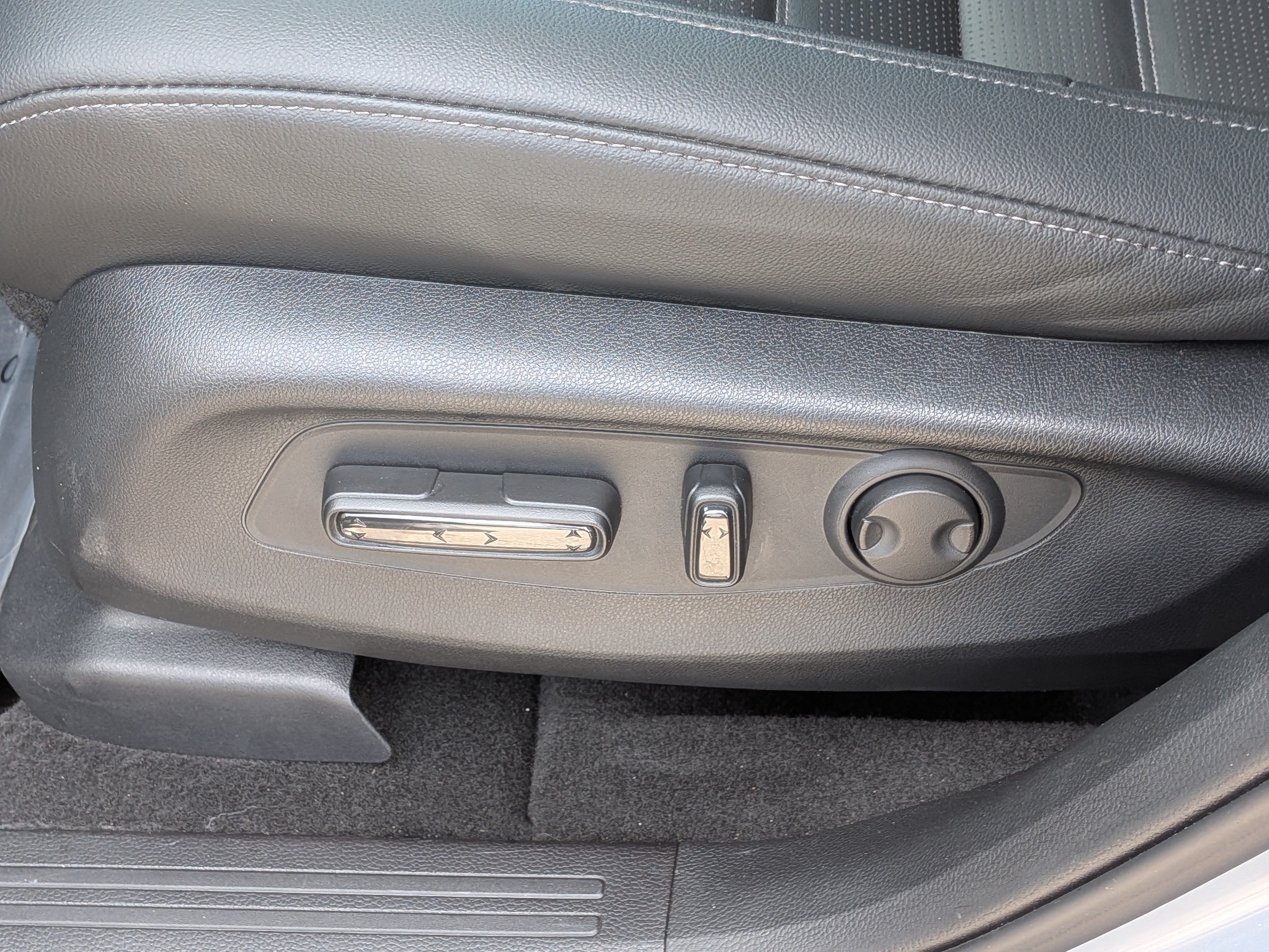 Used 2025 Honda CR-V EX-L image 22