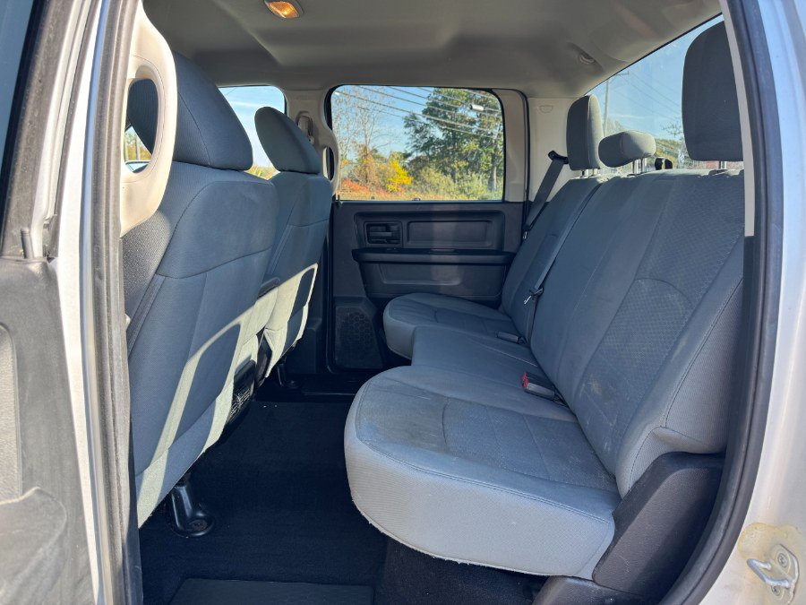 Used 2014 RAM 1500 ST w/ SXT Appearance Group AWD/4WD image 16
