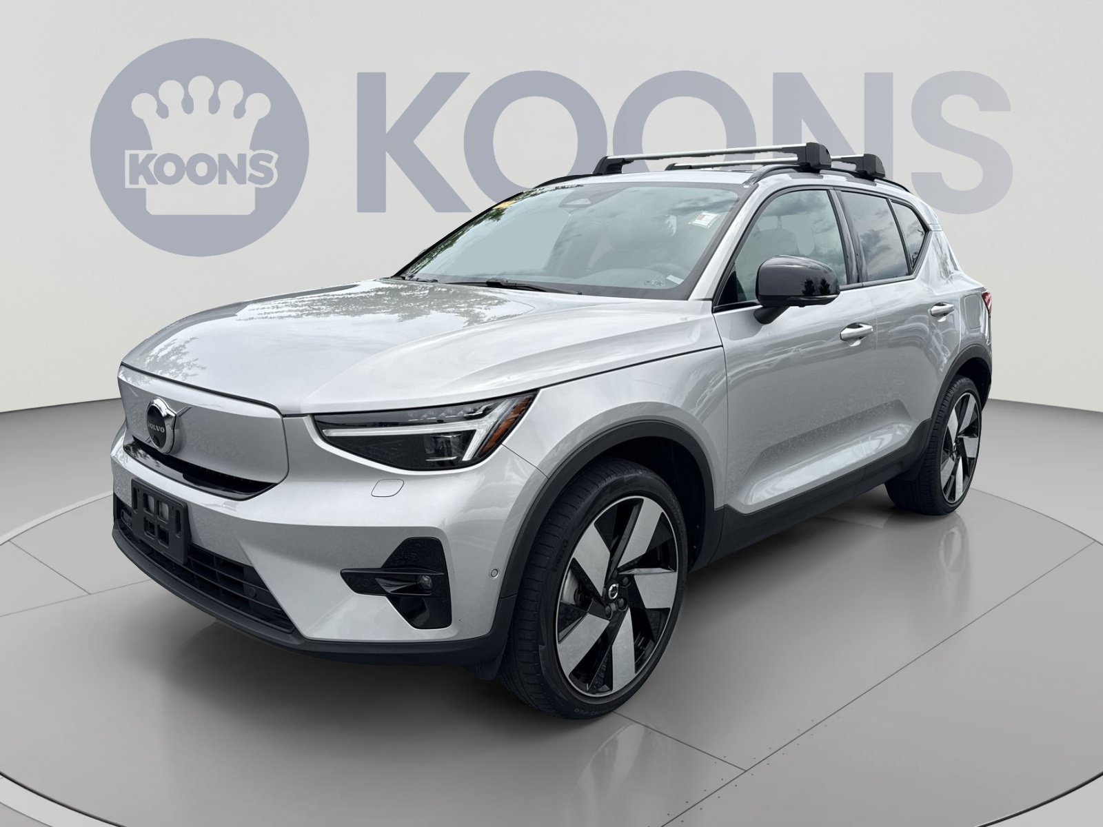 Certified 2023 Volvo XC40 Recharge Ultimate AWD/4WD image 1