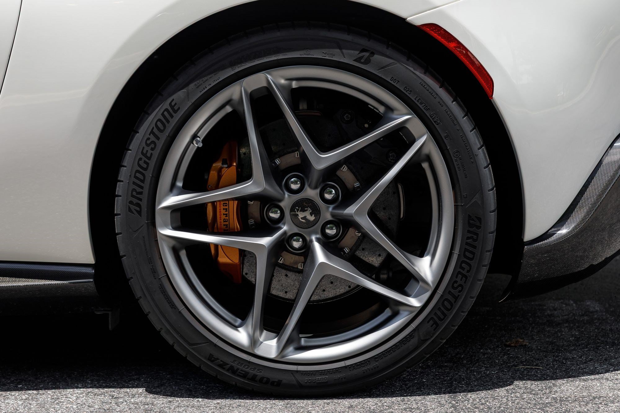 Used 2024 Ferrari Roma Spider RWD image 42