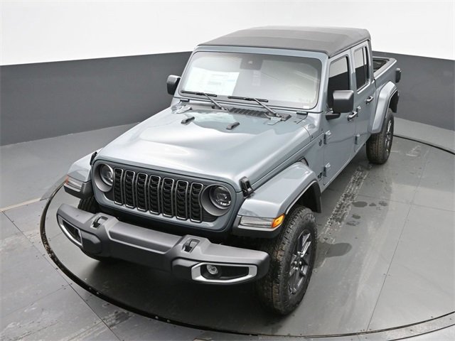 New 2025 Jeep Gladiator Sport image 38