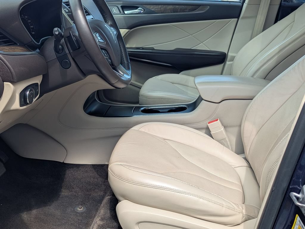Used 2017 Lincoln MKC Reserve AWD/4WD image 11