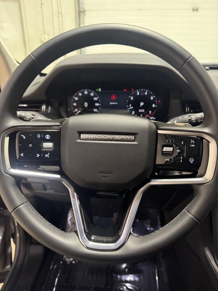 Used 2025 Land Rover Discovery Sport S AWD/4WD image 17