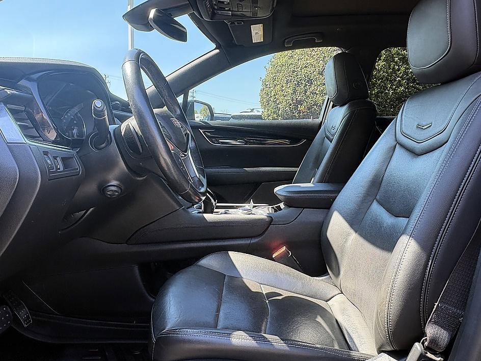 Used 2020 Cadillac XT5 Premium Luxury image 9