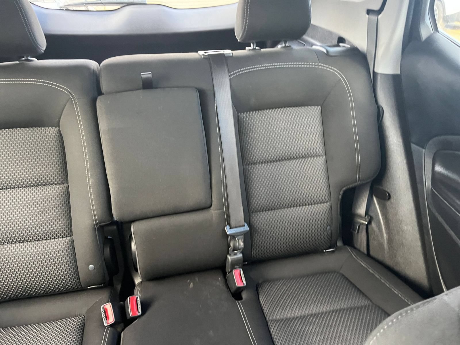 Used 2024 GMC Terrain SLE FWD image 34