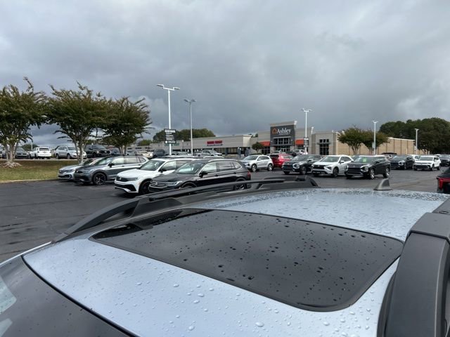 Used 2023 Subaru Outback Premium image 7