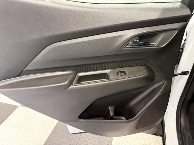 New 2027 Chevrolet Bolt LT FWD image 18