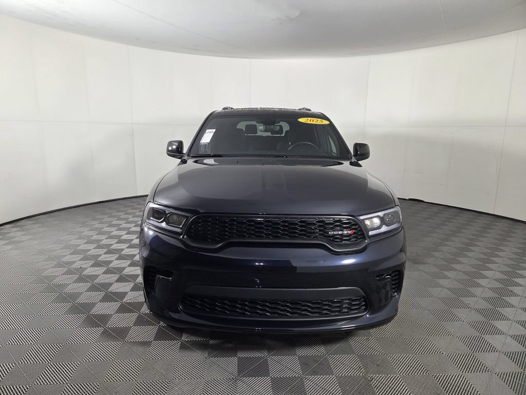 Used 2025 Dodge Durango GT w/ Blacktop Package AWD/4WD image 3