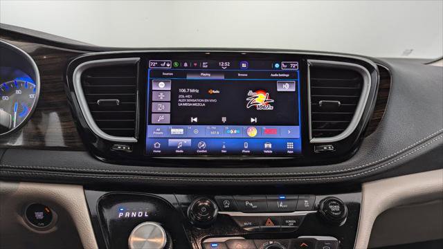 Used 2023 Chrysler Pacifica Limited image 29