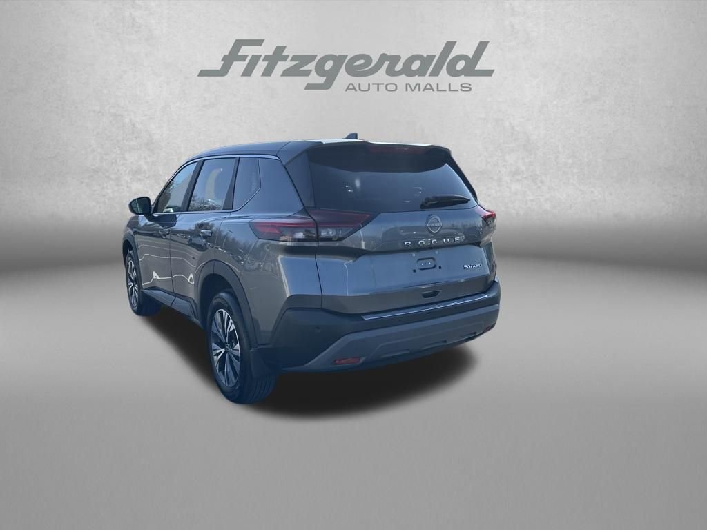Used 2023 Nissan Rogue SV image 5
