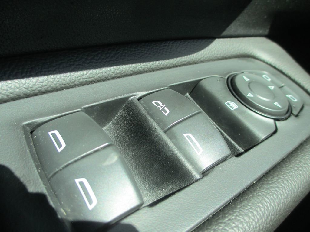 Used 2020 GMC Terrain SLE w/ Driver Convenience Package FWD image 24