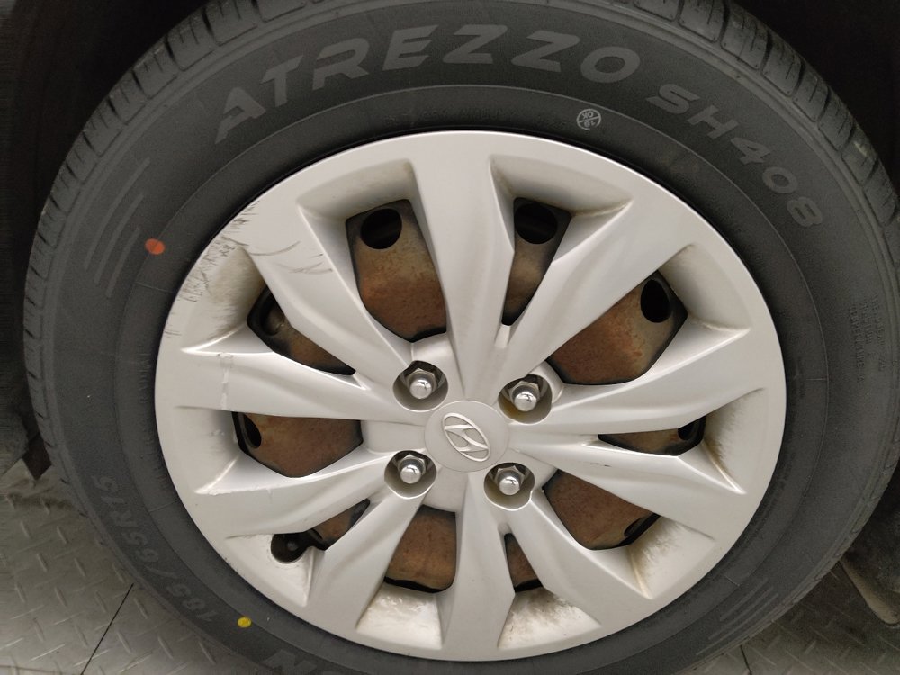 Used 2020 Hyundai Accent SE image 31