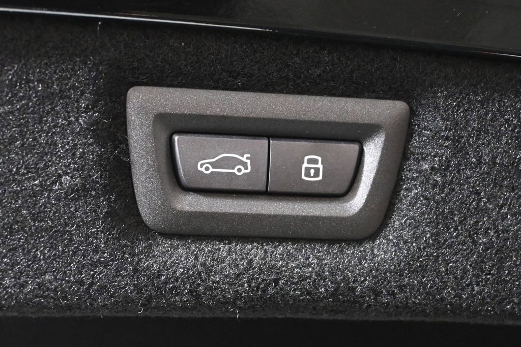 New 2026 BMW M850i xDrive Convertible image 46