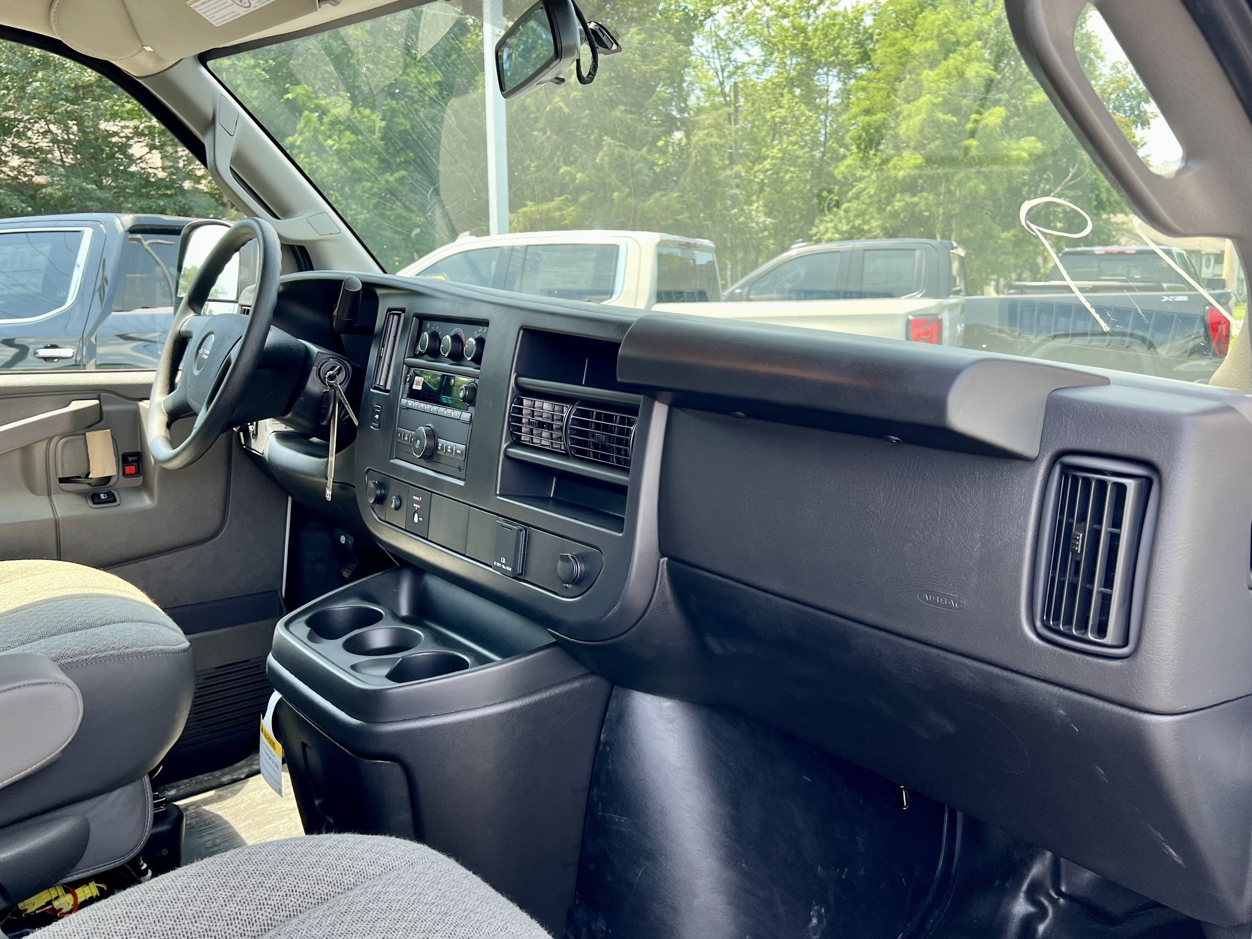 New 2026 GMC Savana 2500 Extended w/ Enhanced Convenience Package RWD image 27
