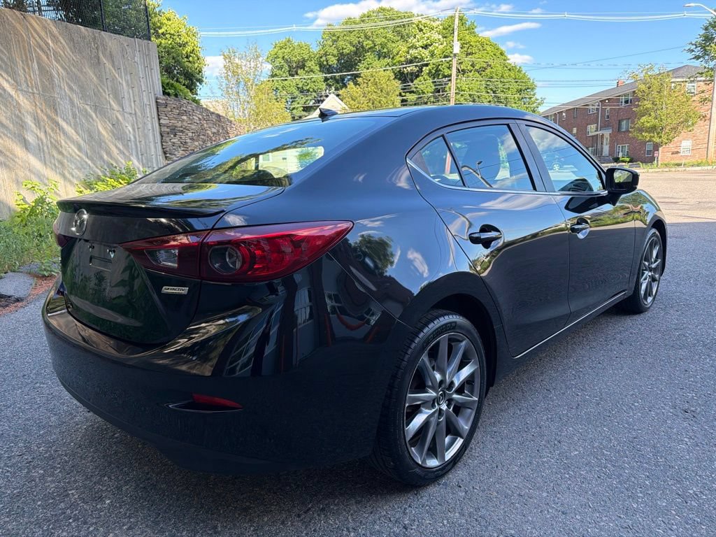 Used 2018 MAZDA MAZDA3 Touring FWD image 6