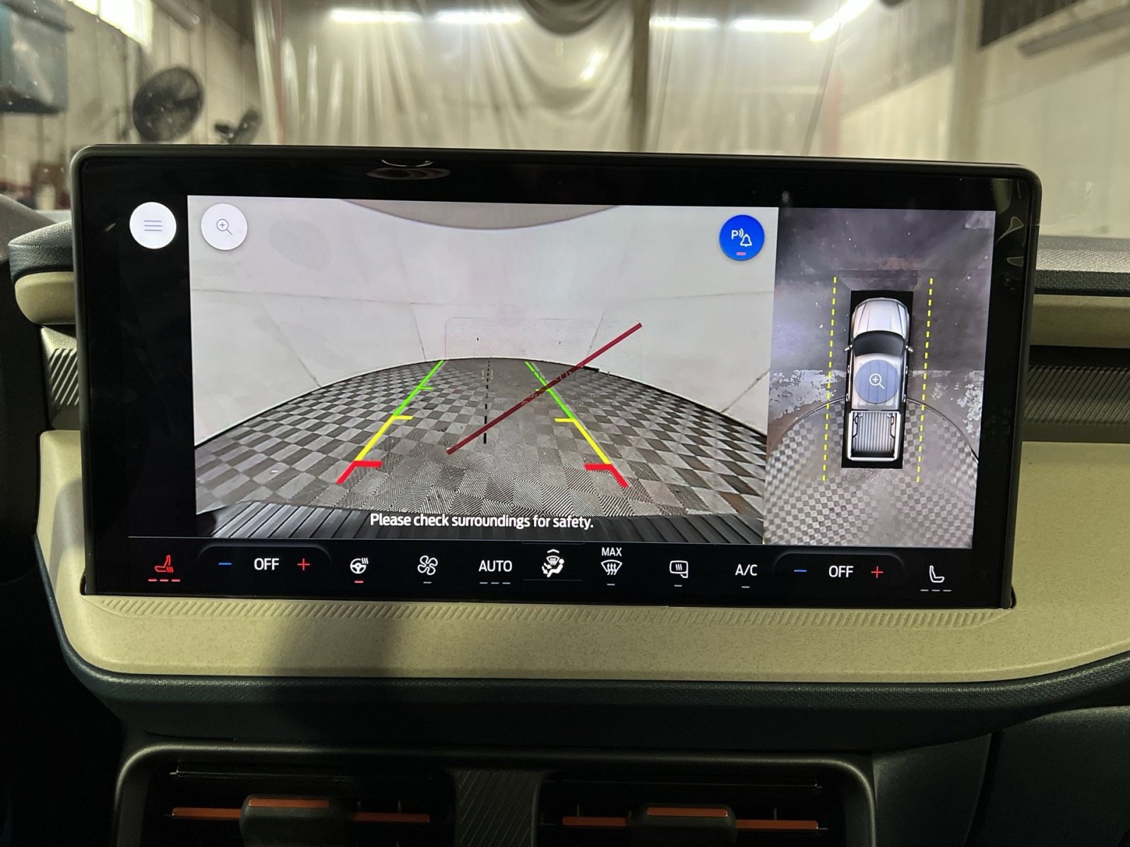 New 2025 Ford Maverick Lariat w/ 4K Tow Package image 19