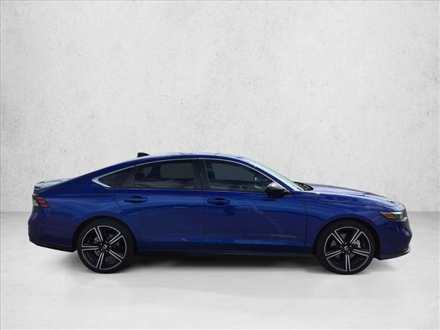 Used 2023 Honda Accord Sport image 4