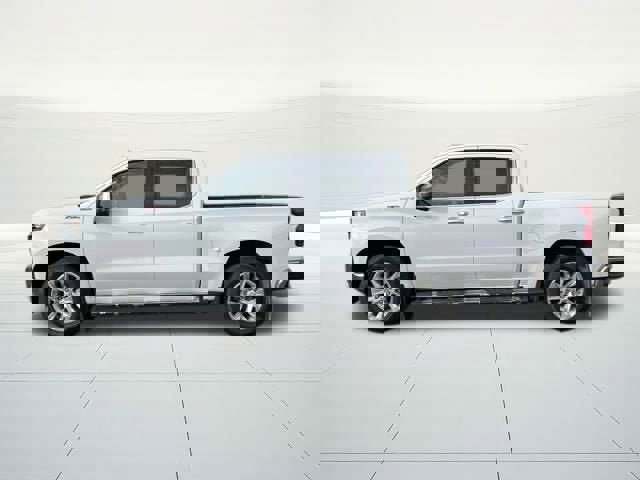 Used 2021 Chevrolet Silverado 1500 LTZ w/ Z71 Off-Road Package image 2