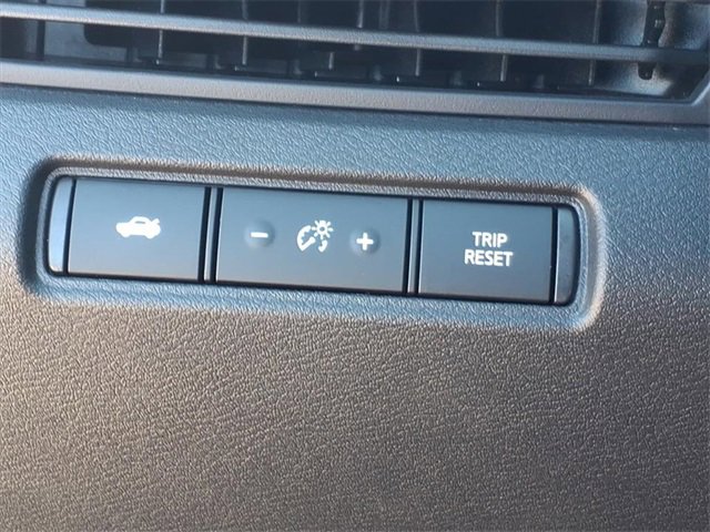 Used 2024 Nissan Altima 2.5 SV image 21