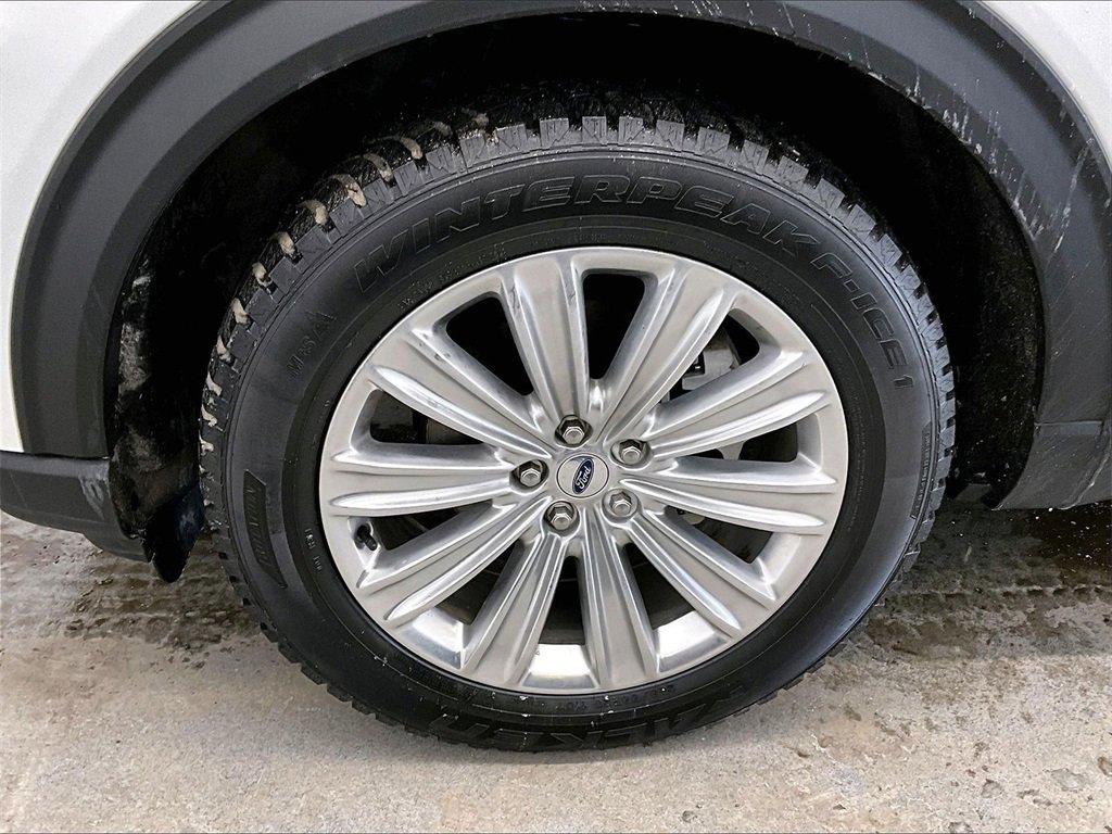 Used 2025 Ford Explorer Platinum w/ LUX Leather Package image 7