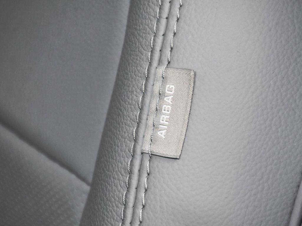 Used 2022 Land Rover Range Rover Evoque SE image 49