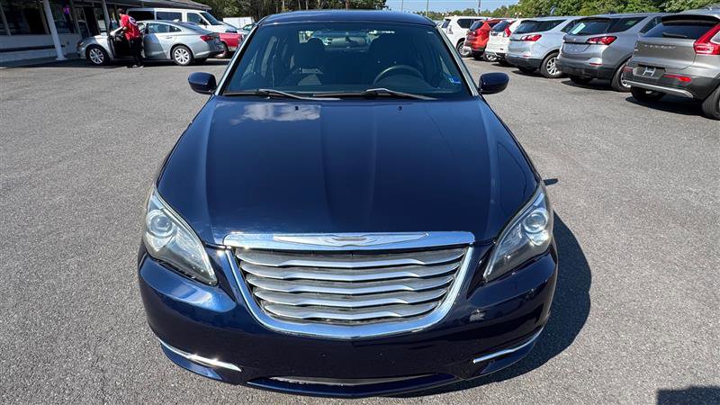 Used 2014 Chrysler 200 LX FWD image 19
